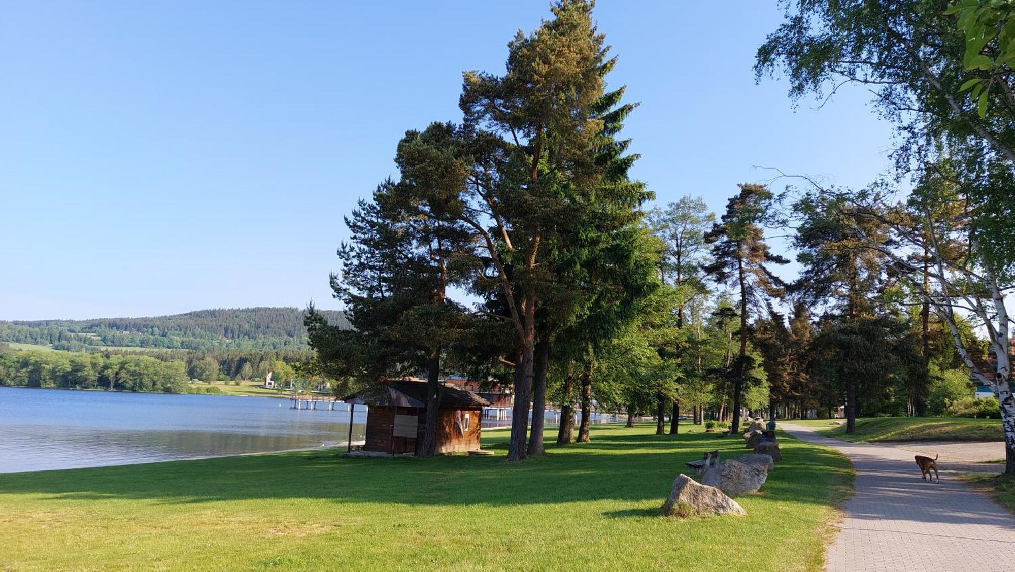Lipno S Výhledem Na Jezero Lipno nad Vltavou